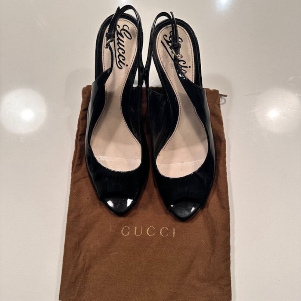 GUCCI Black Patent Slingback Shoes Size 38 (US 7)